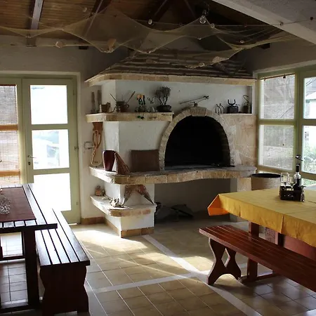 Guest house Dubravka Omis